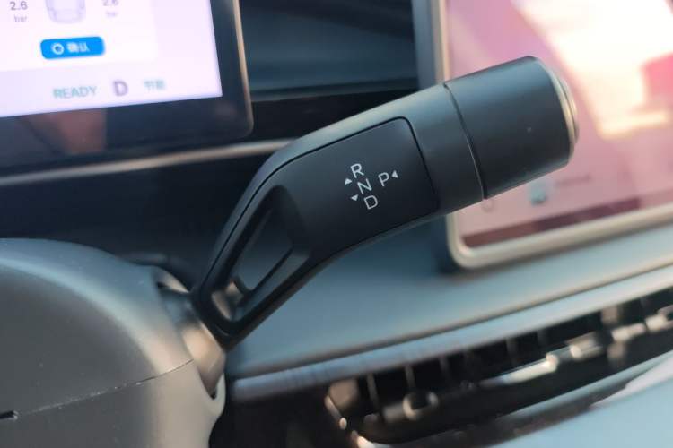 Used Geely Galaxy E5 2024 530km Long-Range Version Gear Lever
