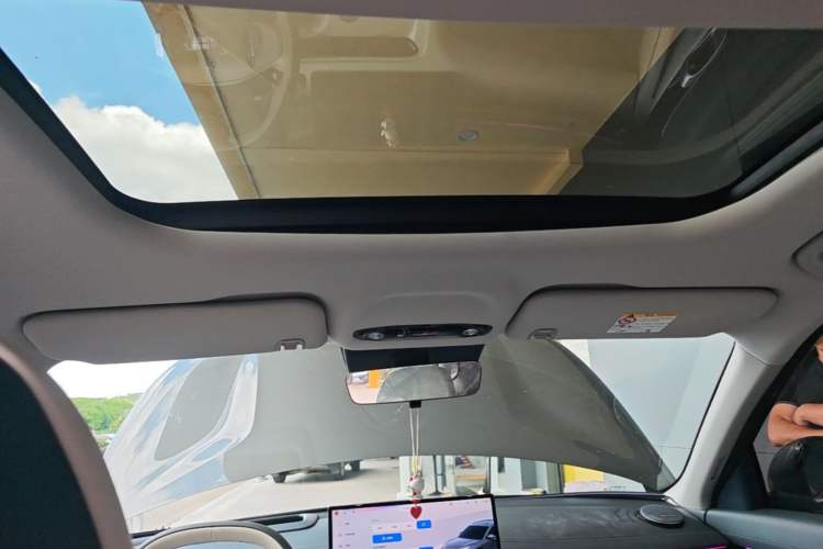 Used Geely Galaxy E5 2024 530 km Exploration+ Version Headliner