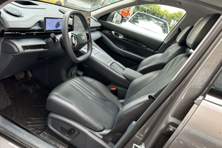 Used Geely Galaxy E5 2024 530km Starship Edition Interior 10