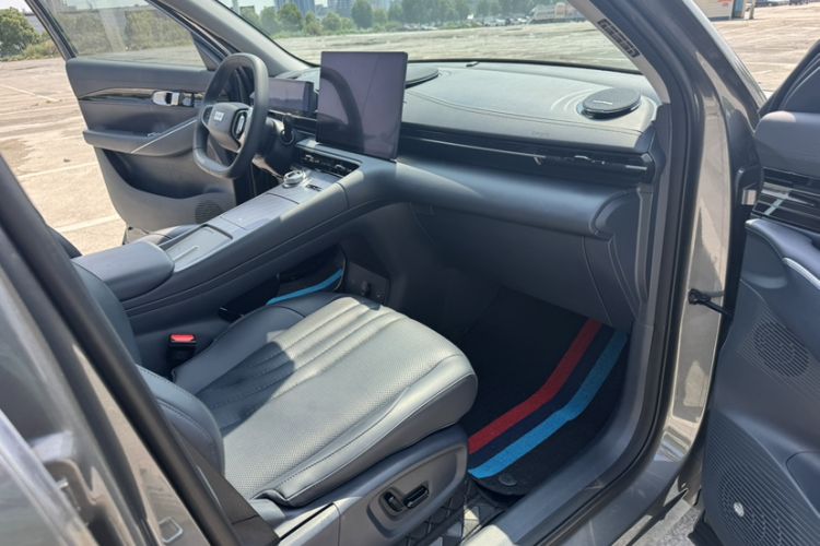 Used Geely Galaxy E5 2024 440km Exploration Version Interior 12
