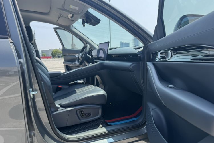 Used Geely Galaxy E5 2024 440km Exploration Version Interior 2