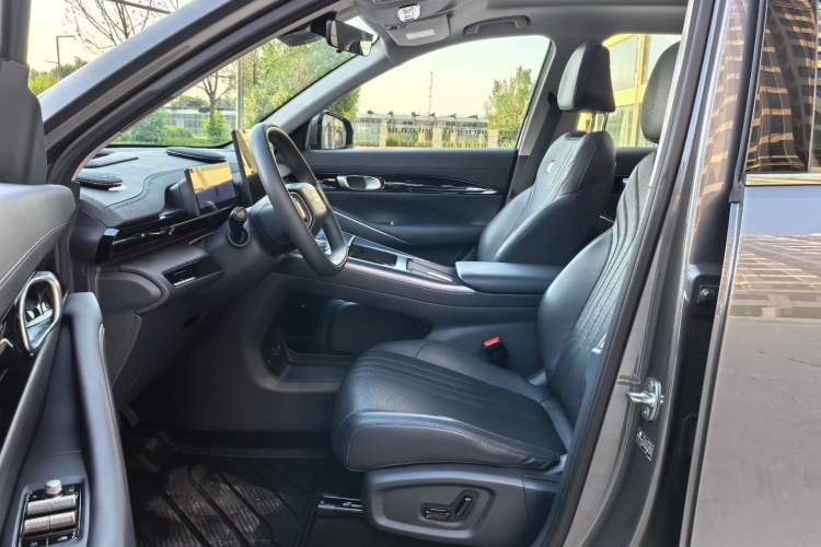Used Geely Galaxy E5 2024 530km Starship Edition Interior 2