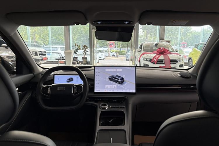 Used Geely Galaxy E5 2024 530km Starship Edition Interior 3