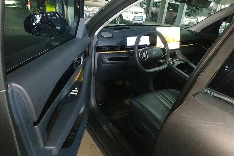Used Geely Galaxy E5 2024 530km Starship Edition Interior 3