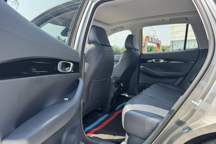 Used Geely Galaxy E5 2024 440km Exploration Version Interior 3