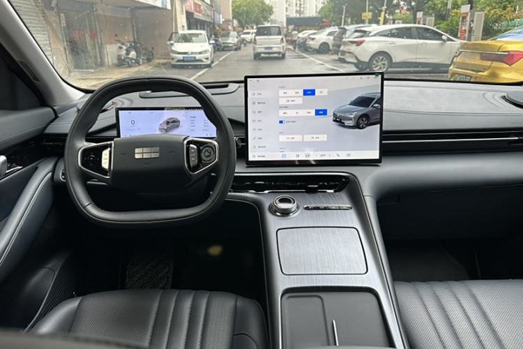 Used Geely Galaxy E5 2024 530km Starship Edition Interior 4