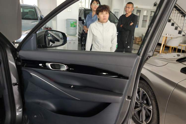 Used Geely Galaxy E5 2024 530km Starship Edition Interior 5