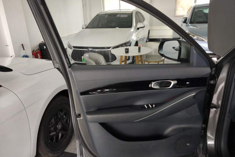 Used Geely Galaxy E5 2024 530km Starship Edition Interior 7