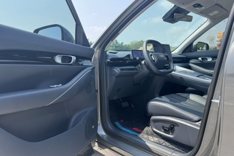 Used Geely Galaxy E5 2024 440km Exploration Version Interior 7