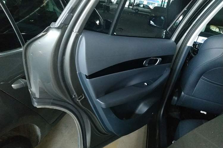 Used Geely Galaxy E5 2024 530km Starship Edition Interior 8