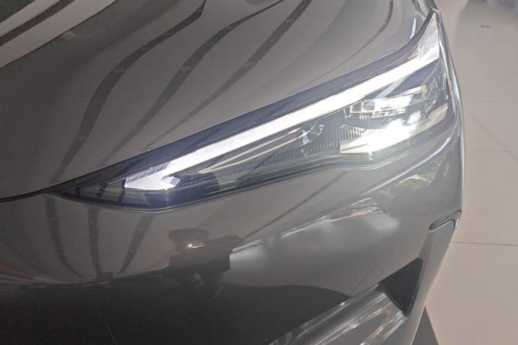 Used Geely Galaxy E5 2024 530 km Exploration+ Version Left Front Headlight
