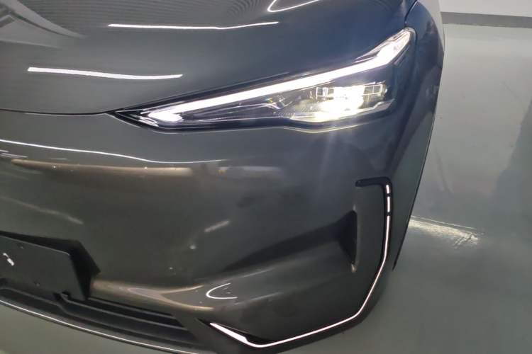 Used Geely Galaxy E5 2024 530 km Exploration+ Version Left Front Headlight