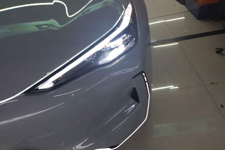 Used Geely Galaxy E5 2024 530 km Exploration+ Version Left Front Headlight