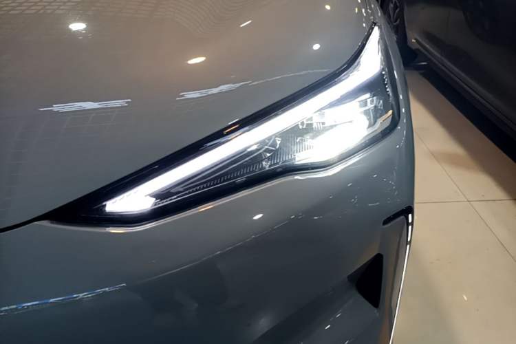 Used Geely Galaxy E5 2024 530 km Exploration+ Version Left Front Headlight