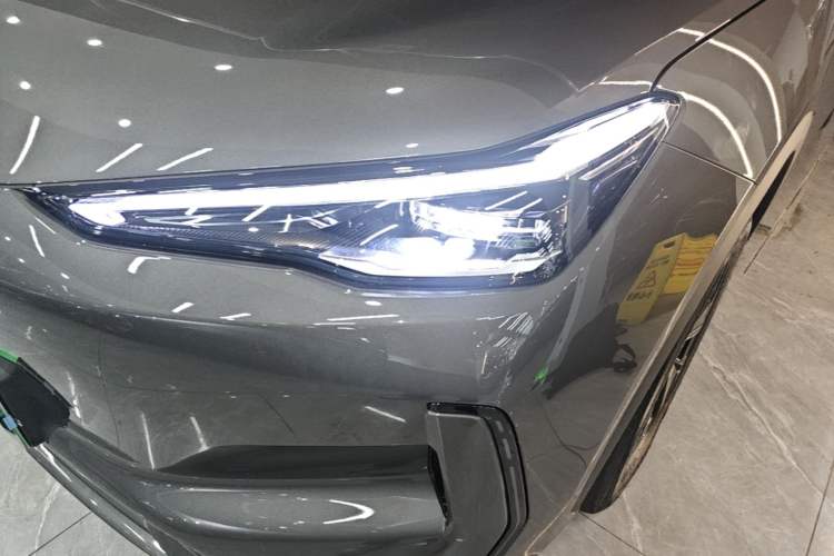 Used Geely Galaxy E5 2024 440km Launch Edition Left Front Headlight