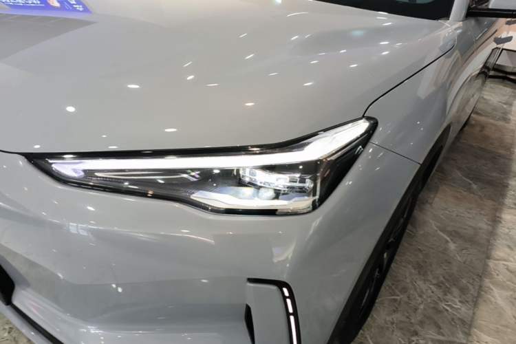 Used Geely Galaxy E5 2024 530 km Exploration+ Version Left Front Headlight