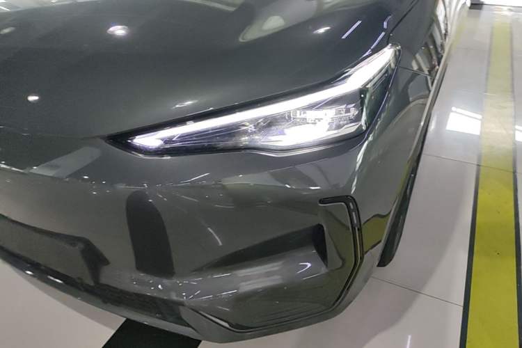 Used Geely Galaxy E5 2024 440km Exploration Version Left Front Headlight