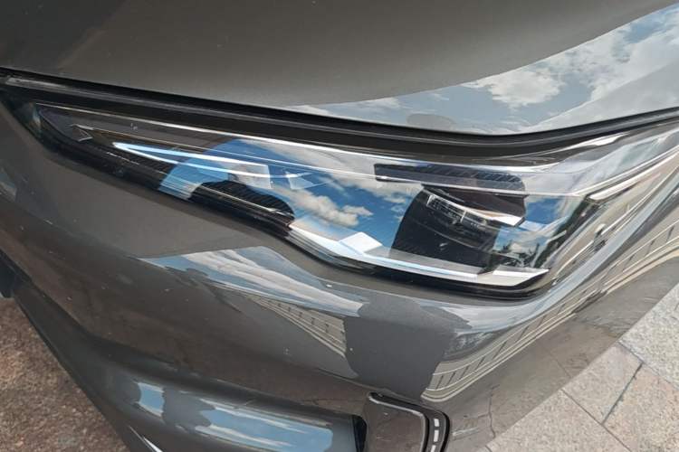 Used Geely Galaxy E5 2024 530 km Exploration+ Version Left Front Headlight