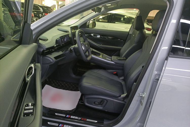 Used Geely Galaxy E5 2024 440km Launch Edition Left Front Seat
