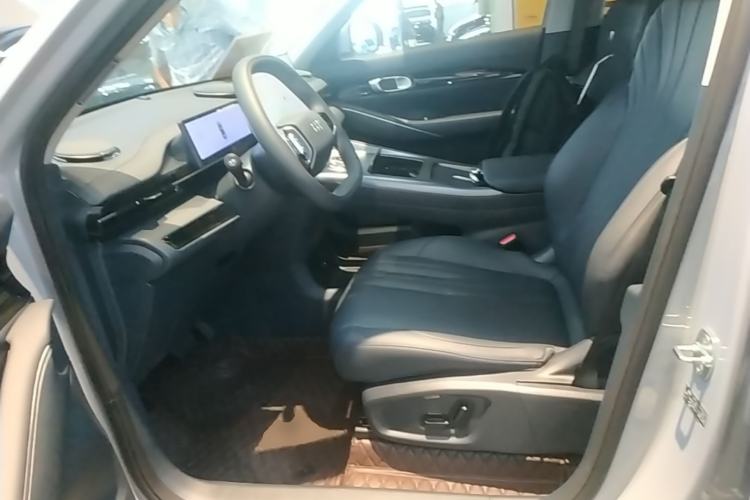 Used Geely Galaxy E5 2024 440km Launch Edition Left Front Seat