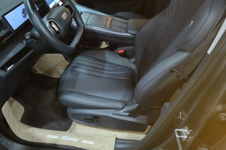 Used Geely Galaxy E5 2024 440km Launch Edition Left Front Seat
