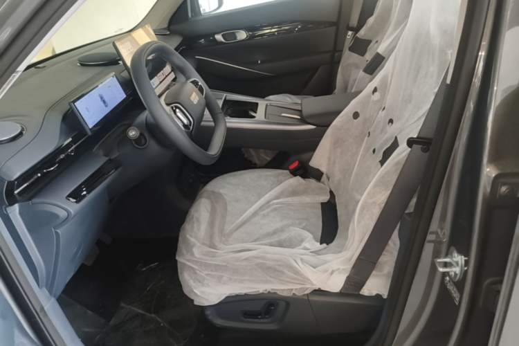 Used Geely Galaxy E5 2024 440km Launch Edition Left Front Seat