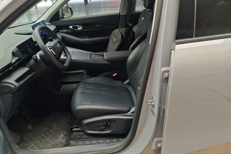 Used Geely Galaxy E5 2024 440km Launch Edition Left Front Seat