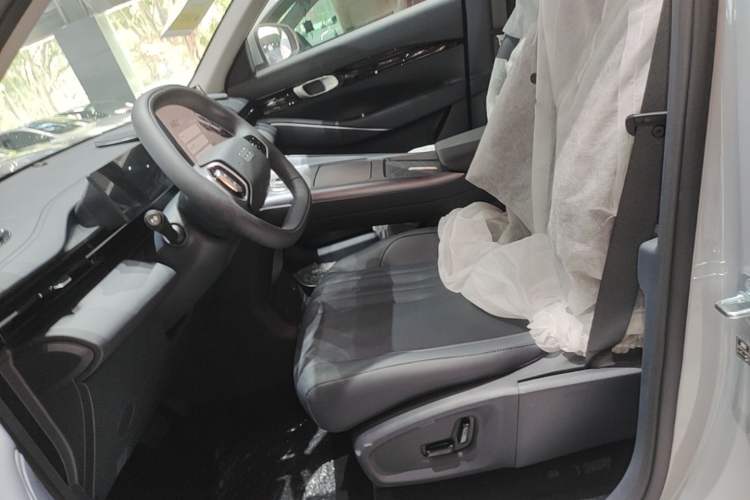 Used Geely Galaxy E5 2024 Model 530km Business Edition Left Front Seat