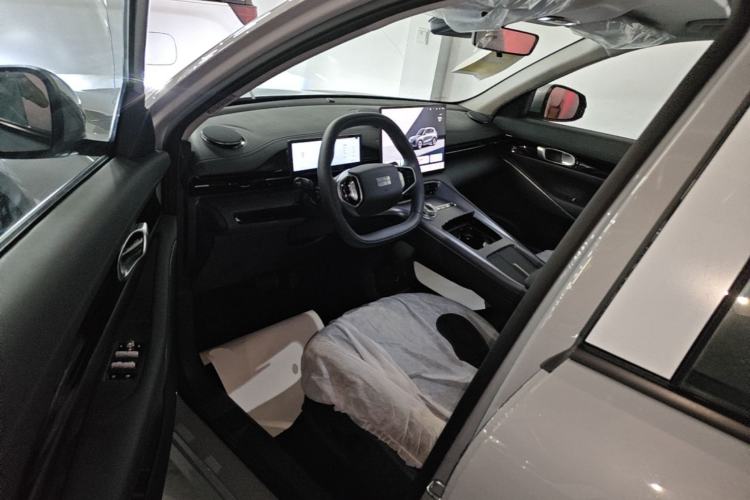 Used Geely Galaxy E5 2024 440km Launch Edition Left Front Seat