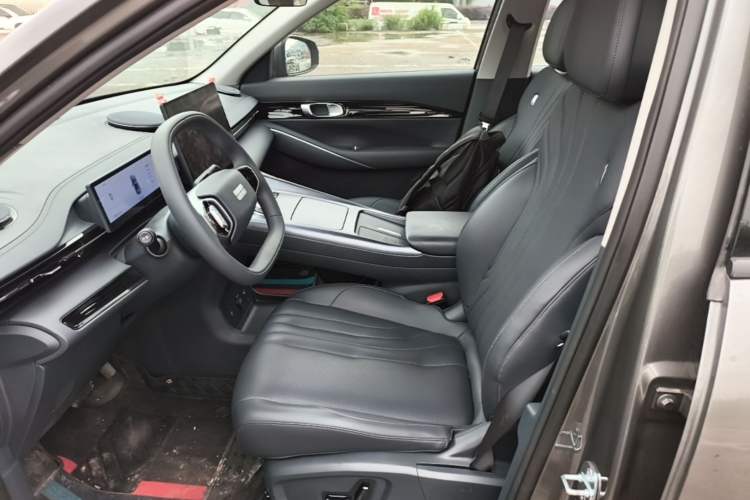 Used Geely Galaxy E5 2024 440km Exploration Version Left Front Seat
