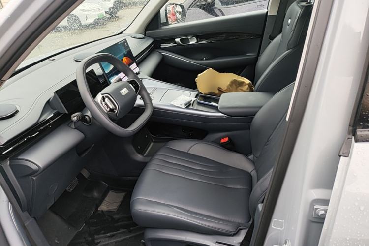 Used Geely Galaxy E5 2024 Model 530km Business Edition Left Front Seat