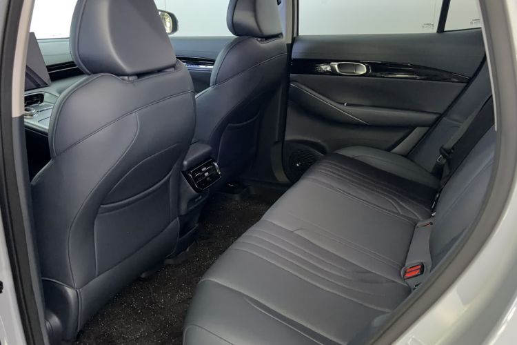 Used Geely Galaxy E5 2024 530km Long-Range Version Left Rear Seat