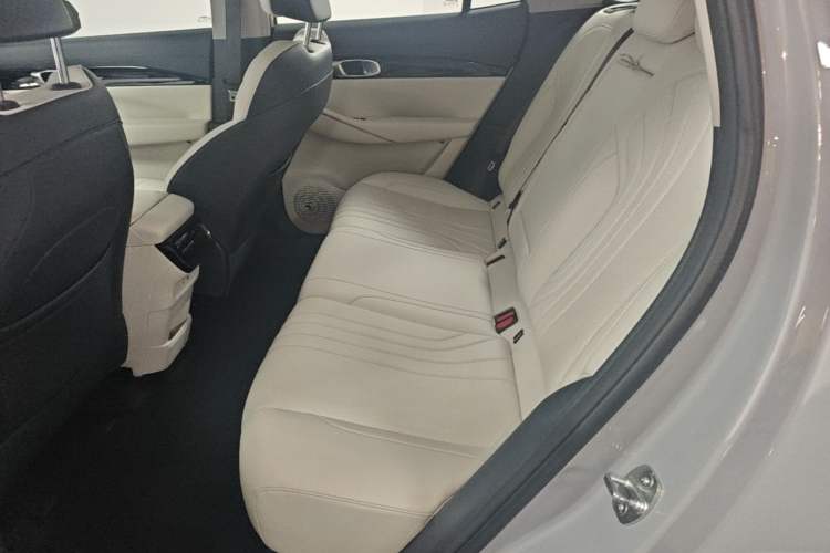 Used Geely Galaxy E5 2024 530km Starship Edition Left Rear Seat