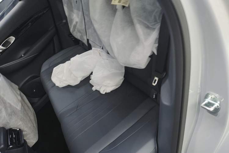 Used Geely Galaxy E5 2024 Model 530km Business Edition Left Rear Seat