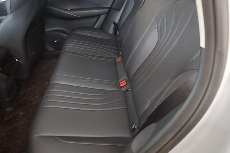 Used Geely Galaxy E5 2024 530km Long-Range Version Left Rear Seat