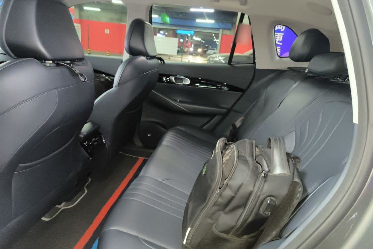 Used Geely Galaxy E5 2024 530km Long-Range Version Left Rear Seat