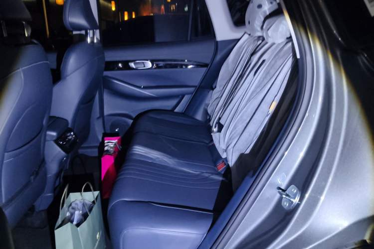 Used Geely Galaxy E5 2024 440km Exploration Version Left Rear Seat