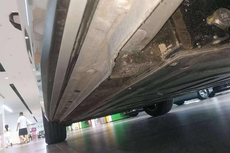 Used Geely Galaxy E5 2024 440km Launch Edition Left Side Sill