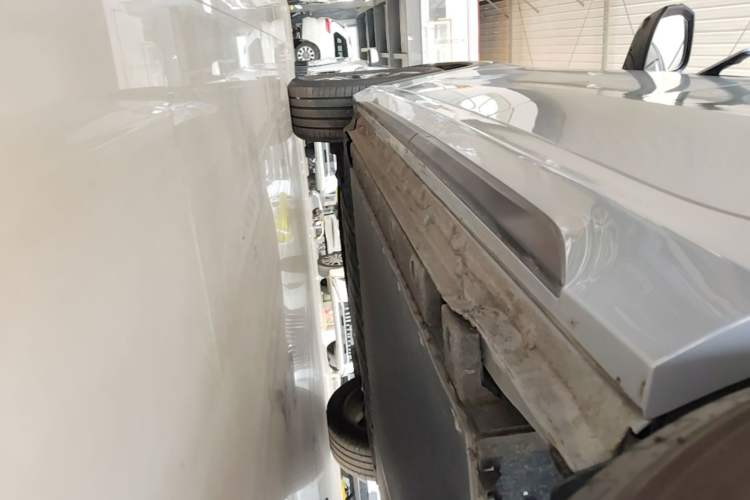 Used Geely Galaxy E5 2024 440km Launch Edition Left Side Sill