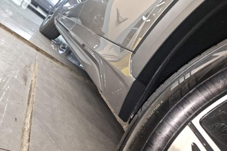 Used Geely Galaxy E5 2024 440km Launch Edition Left Side Sill