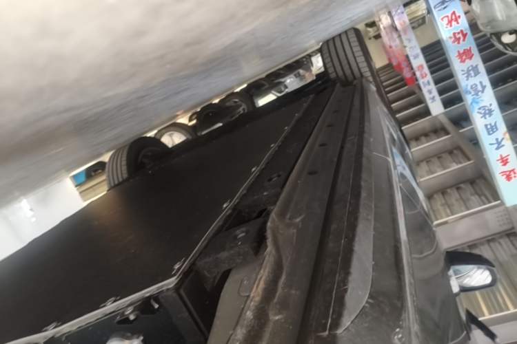 Used Geely Galaxy E5 2024 440km Launch Edition Left Side Sill