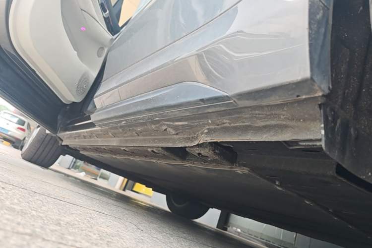 Used Geely Galaxy E5 2024 530 km Exploration+ Version Left Side Sill
