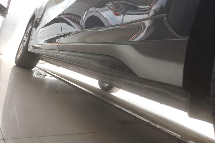Used Geely Galaxy E5 2024 530km Starship Edition Left Side Sill