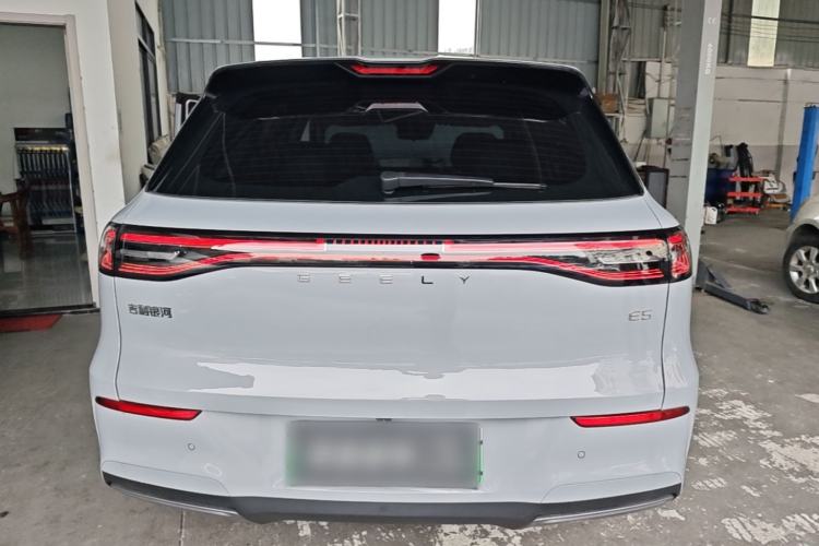 Used Geely Galaxy E5 2024 530km Long-Range Version Rear