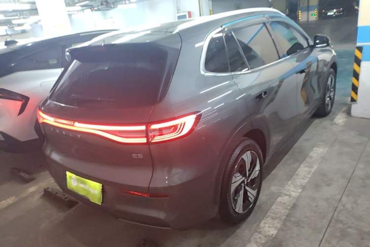 Used Geely Galaxy E5 2024 530km Starship Edition Rear Right 45 Deg