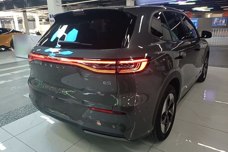Used Geely Galaxy E5 2024 440km Exploration Version Rear Right 45 Deg