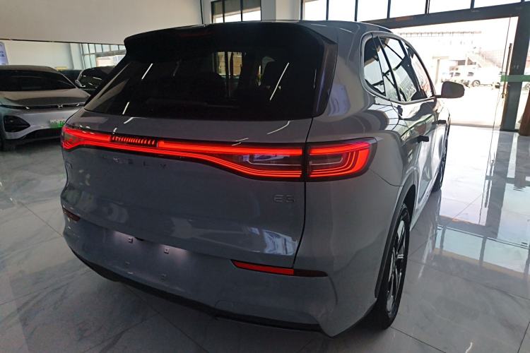 Used Geely Galaxy E5 2024 530km Long-Range Version Rear Right 45 Deg