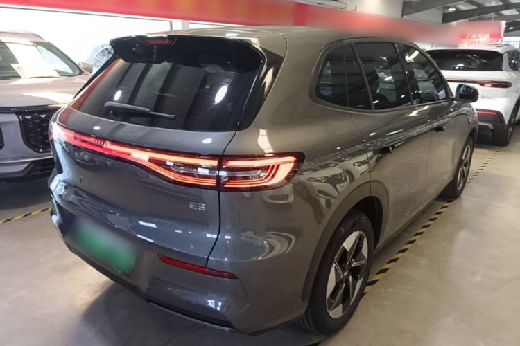 Used Geely Galaxy E5 2024 530km Long-Range Version Rear Right 45 Deg
