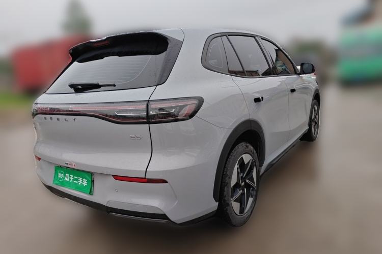 Used Geely Galaxy E5 2024 530km Long-Range Version Rear Right 45 Deg