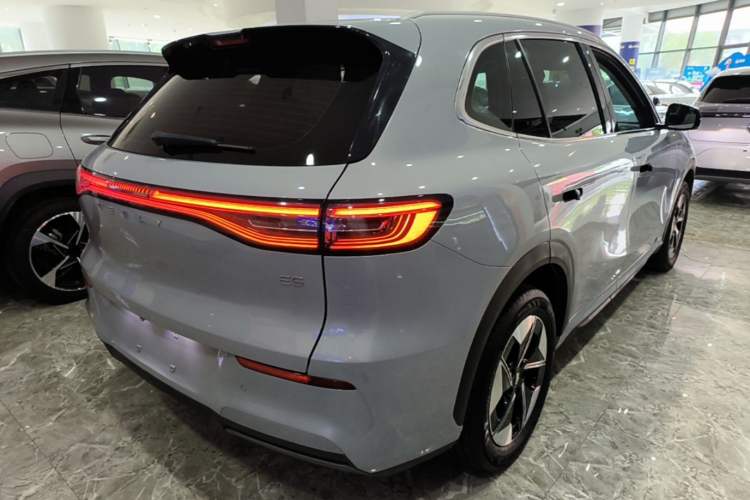 Used Geely Galaxy E5 2024 530 km Exploration+ Version Rear Right 45 Deg